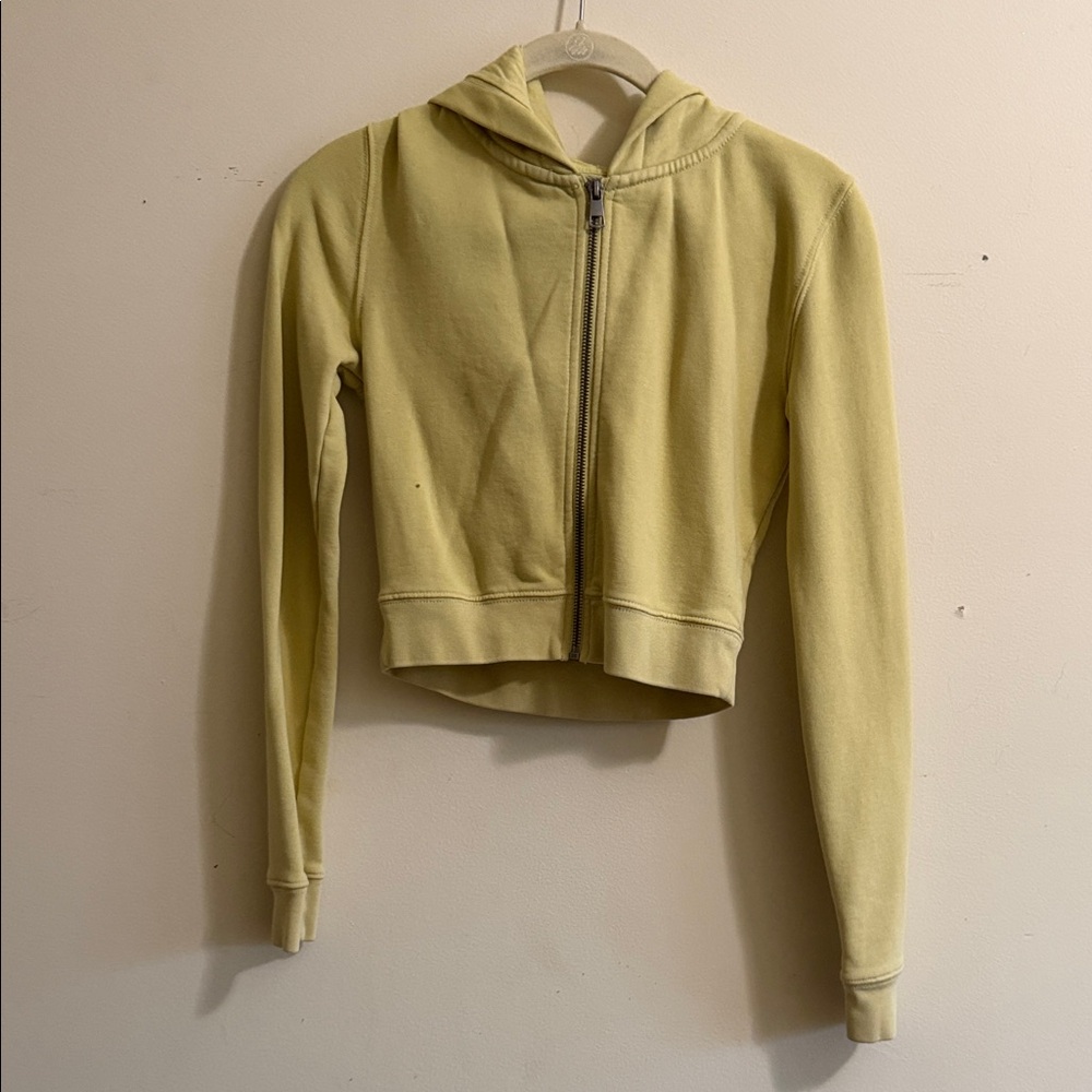 American Eagle Outfitters Light Yellow Cropped Zip Hoodie